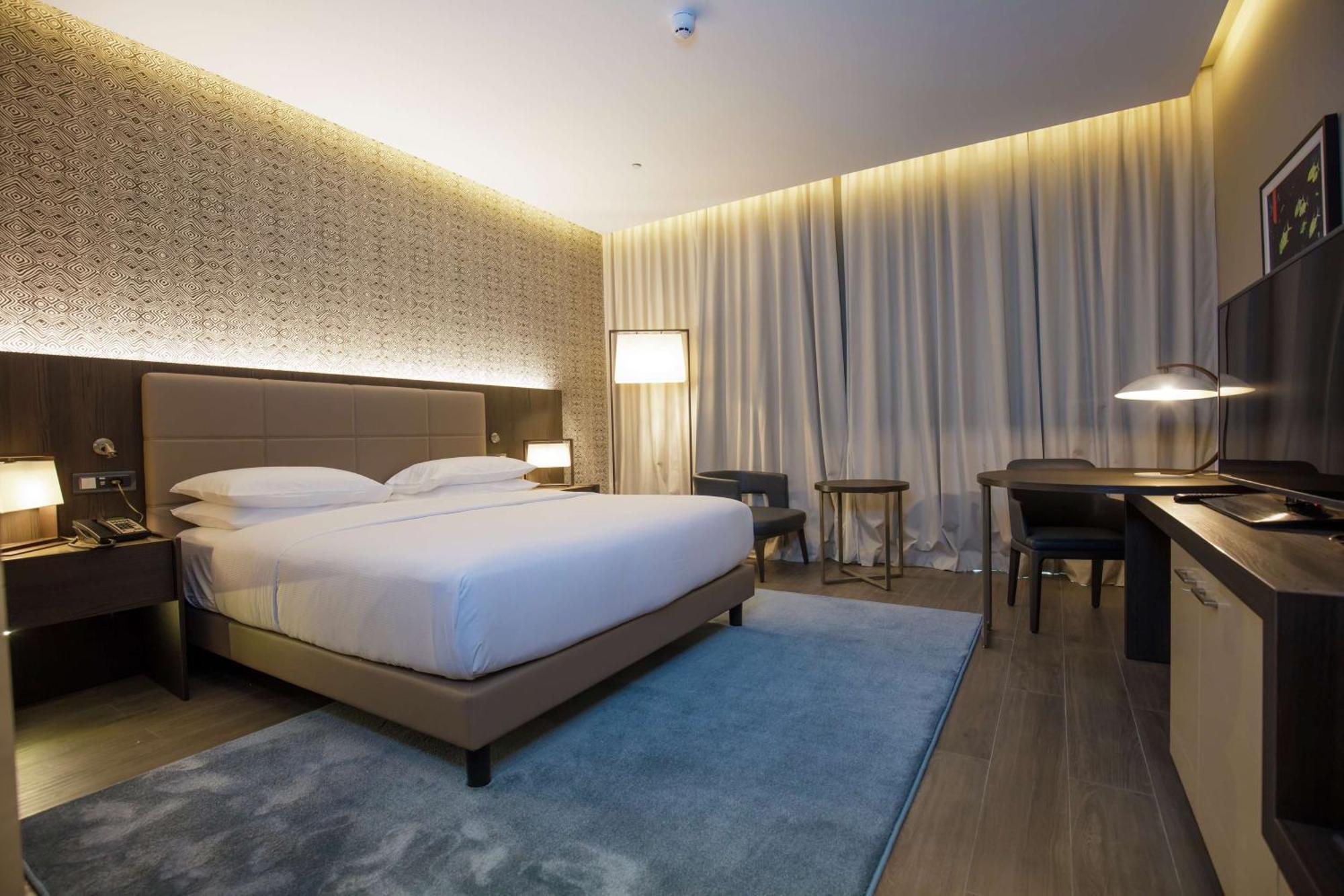 Doubletree By Hilton Pointe-Noire City Centre Pointe Noire Exteriér fotografie